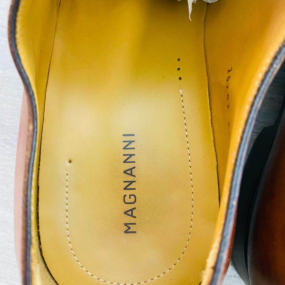 Magnanni Rich Brown Leather Oxfords - Picture 9 of 13